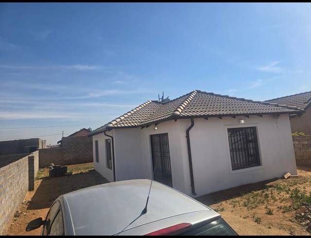 3 BEDROOM HOUSE FOR SALE IN LEHAE